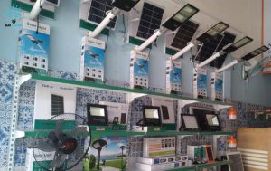 cach chon den nang luong mat troi dung cach