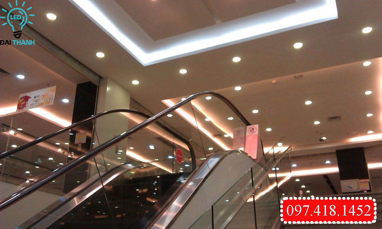 Đèn âm trần siêu mỏng – Sự lựa chọn lựa hoàn hảo để chiếu sáng phòng khách